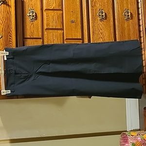 Lane Bryant boot leg high rise flex waistband. Navy size 16s. New/tags.